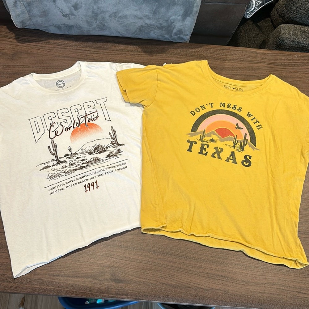 2 western semi crapped XL tops